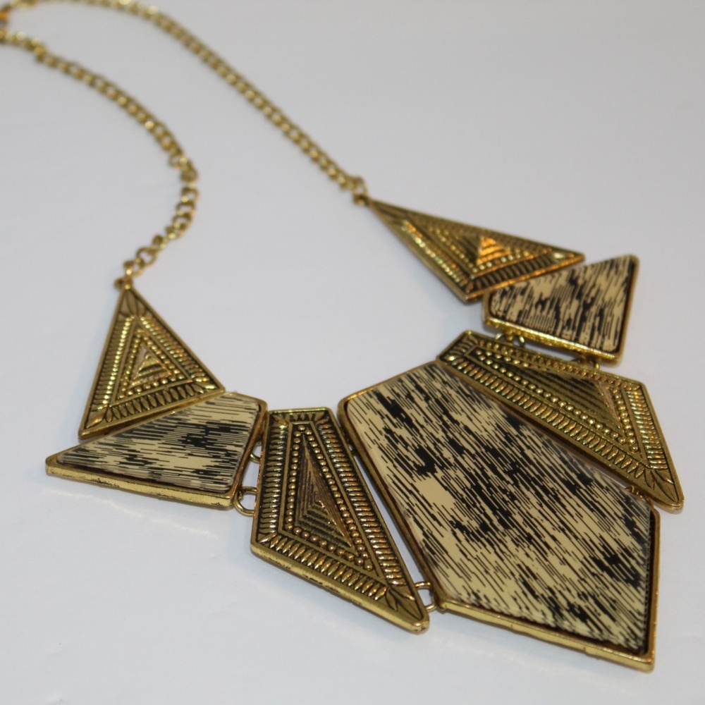BOLD Gold Statement Necklace UNIQUE Detail Designs